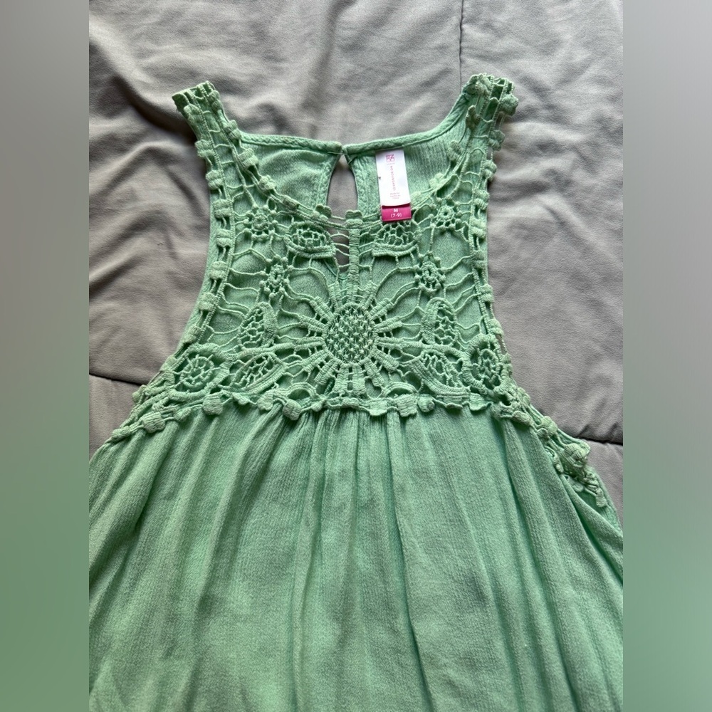 Mint Green Sleeveless Crochet Top - Size M - Picture 2 of 5